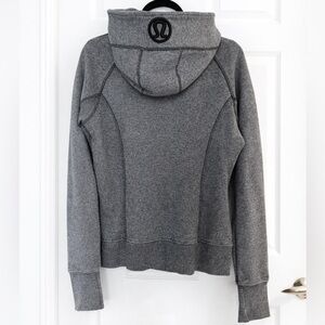 🍋 Lululemon Scuba Hoodie Full Zip – Size 6